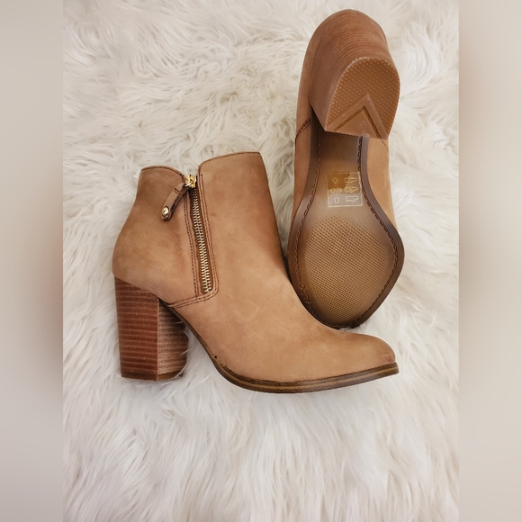 NWT Aldo Booties - Picture 4 of 4